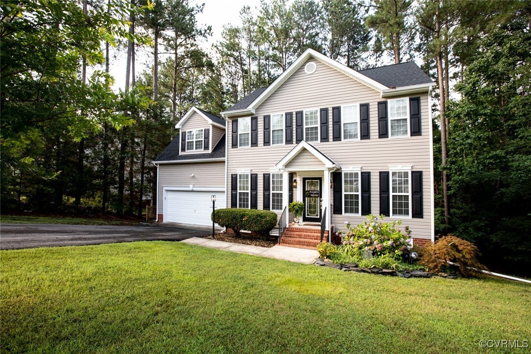 Property Photo: 107 Cabell'S Court VA 23901