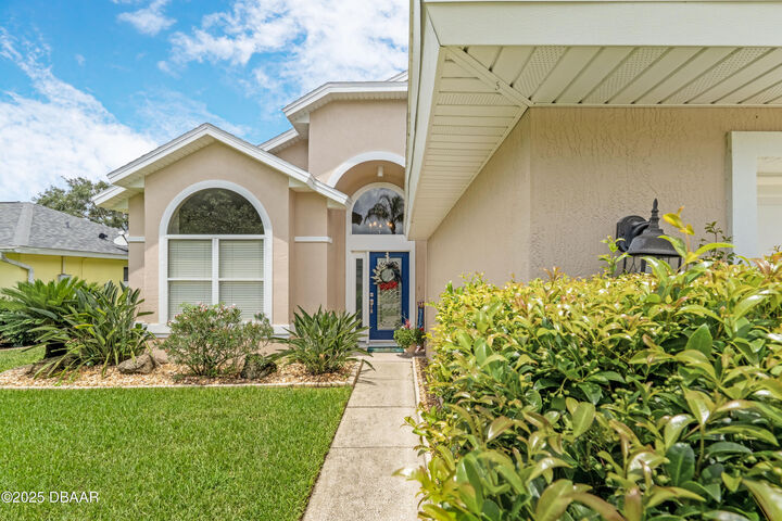 Property Photo: 1405 Florida Moss Lane FL 32128