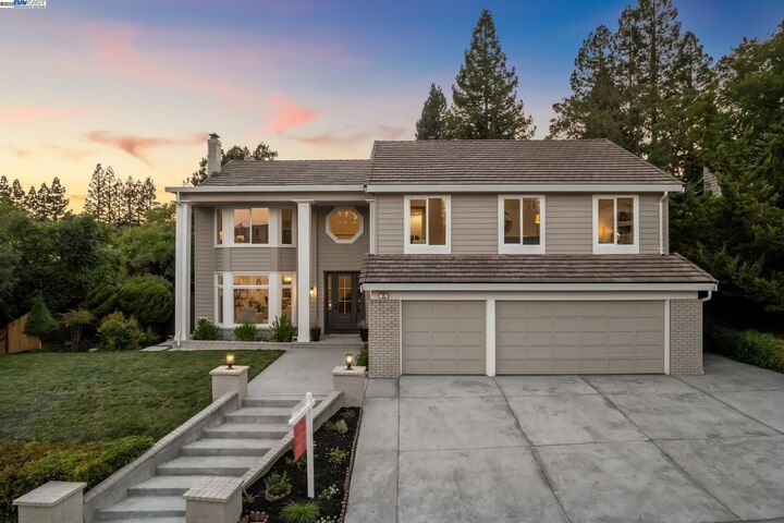 Property Photo: 25 Mackenzie CA 94526