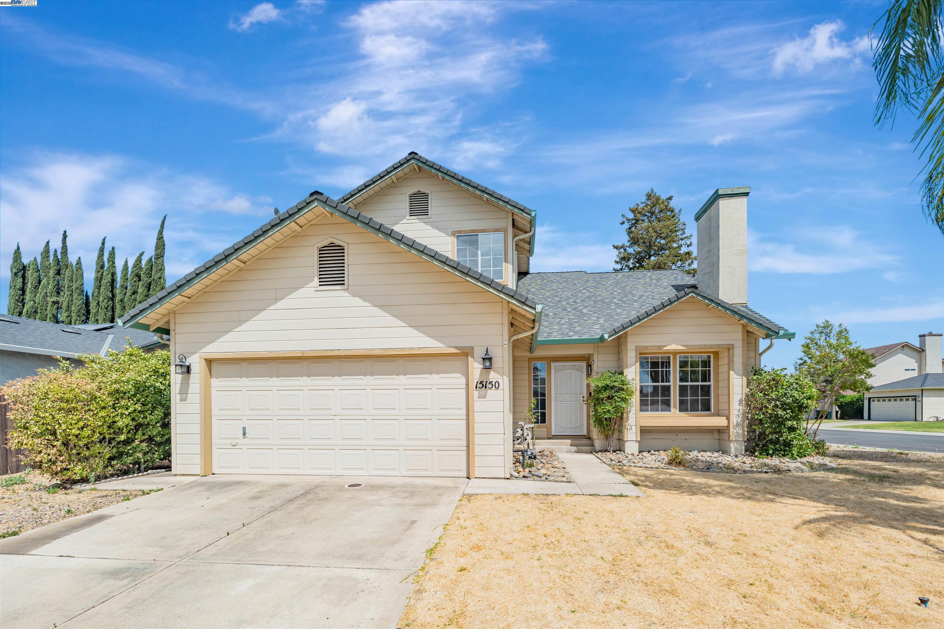 Property Photo: 15150 Hollyhock Ct CA 95330