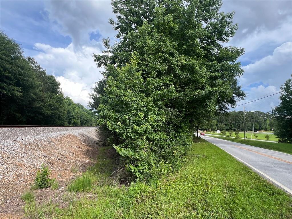 Property Photo: 760 Almon Road GA 30014