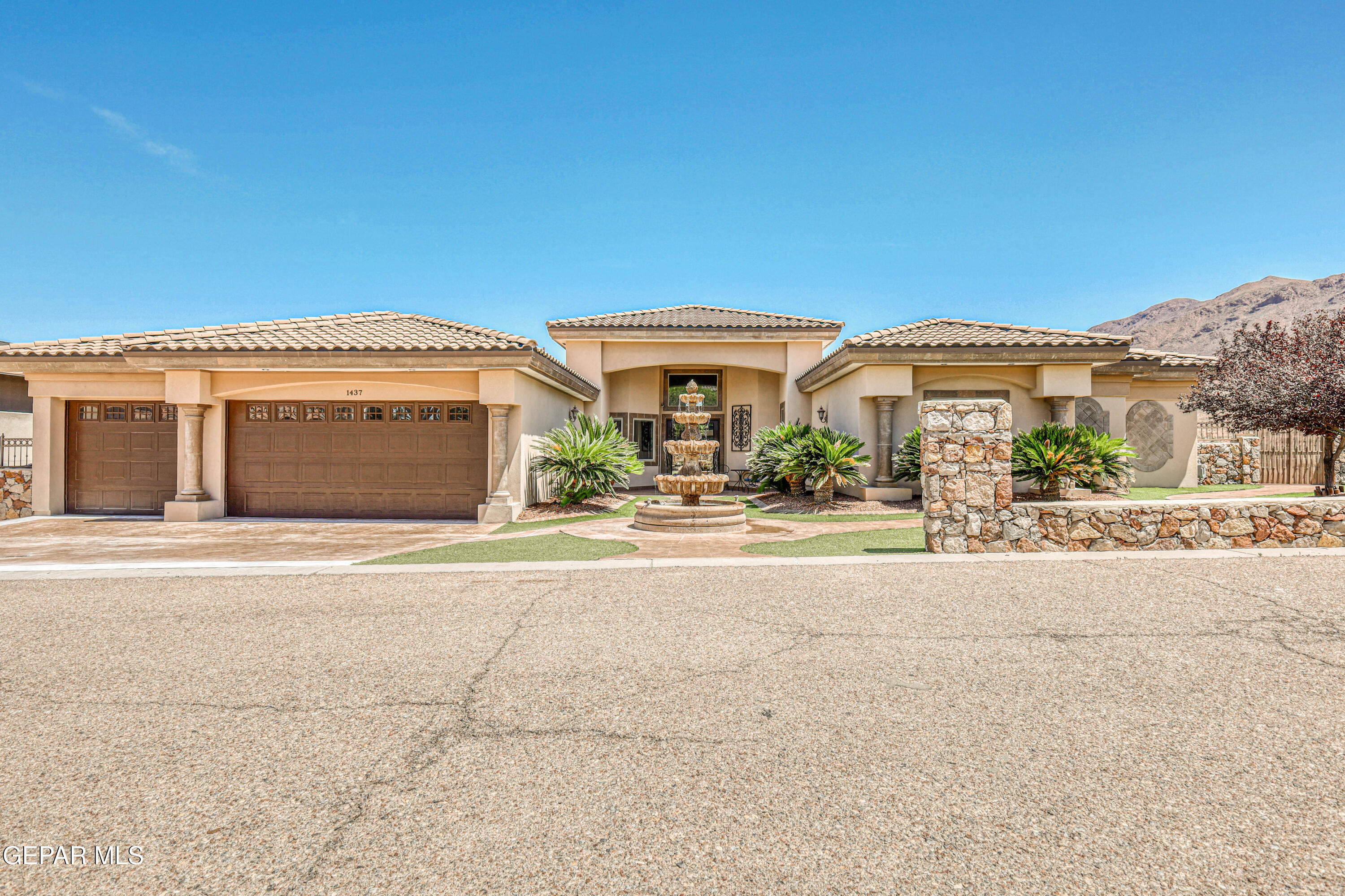 Property Photo: 1437 Via Quijano Lane TX 79912
