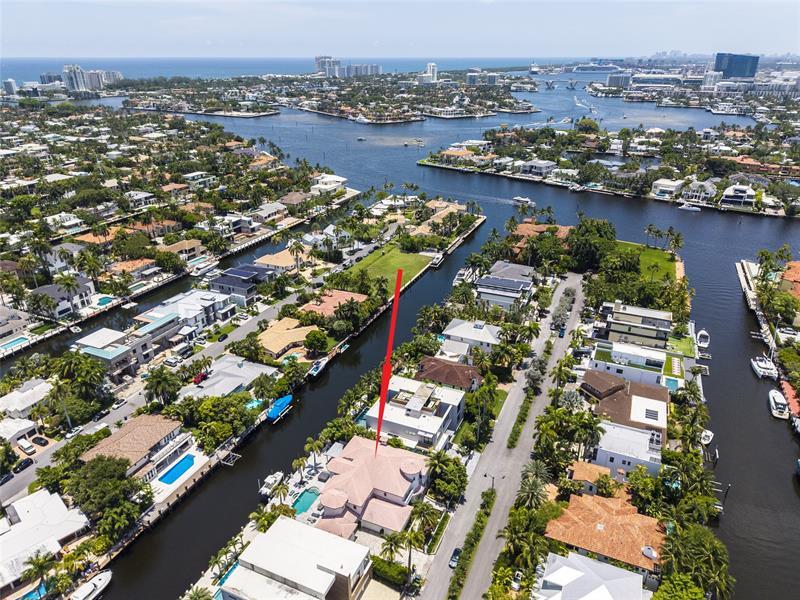 Property Photo: 438 Coconut Isle Dr FL 33301