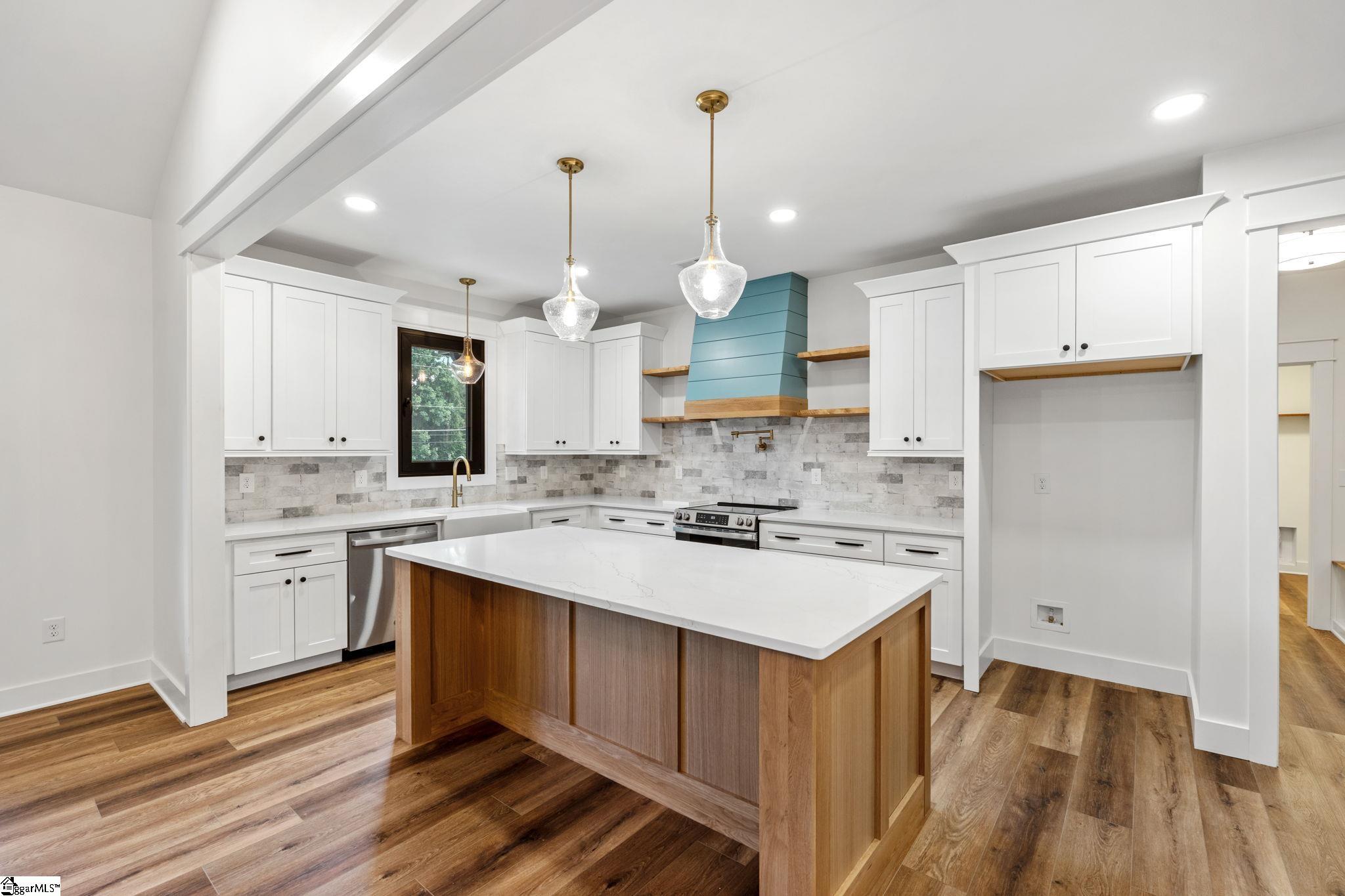 Property Photo: 1177 Saluda Dam Road SC 29640