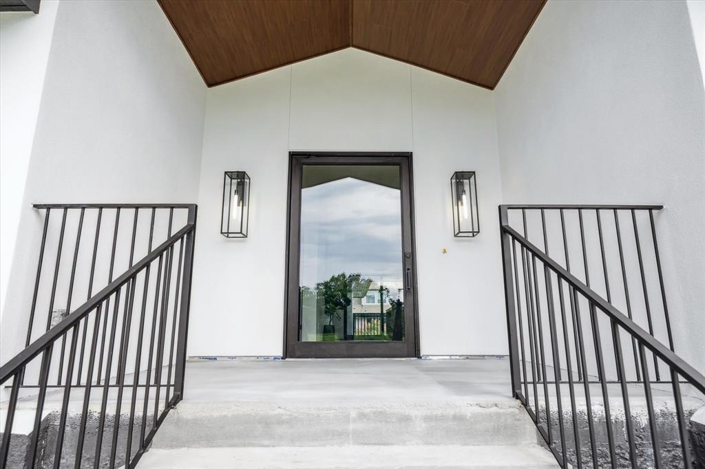 Property Photo:  5115 S Braeswood Boulevard  TX 77096 