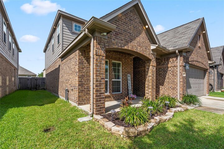 Property Photo:  12227 Chestnut Clearing Trl  TX 77346 