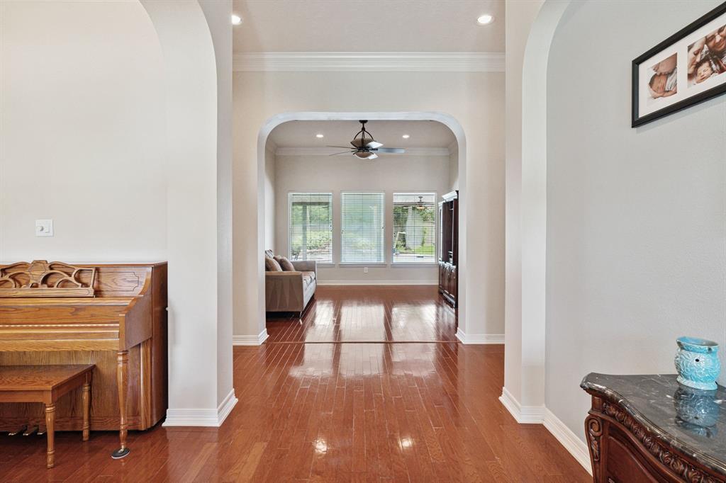 Property Photo:  8977 Willow Springs Lane  TX 77302 