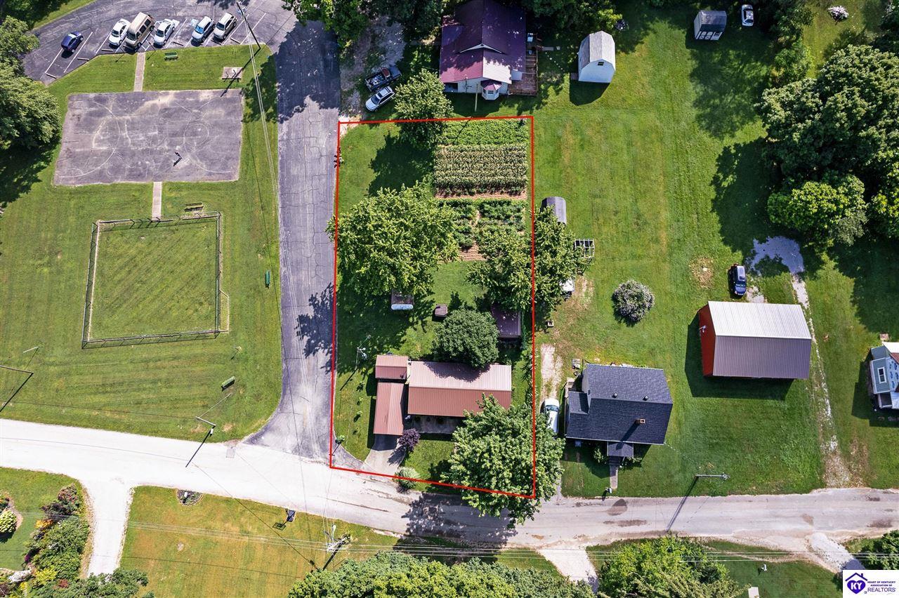 Property Photo: 300 College Street KY 42716