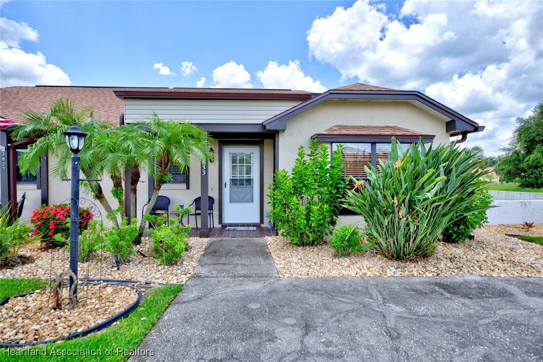 Property Photo: 3833 Perugia Avenue FL 33872