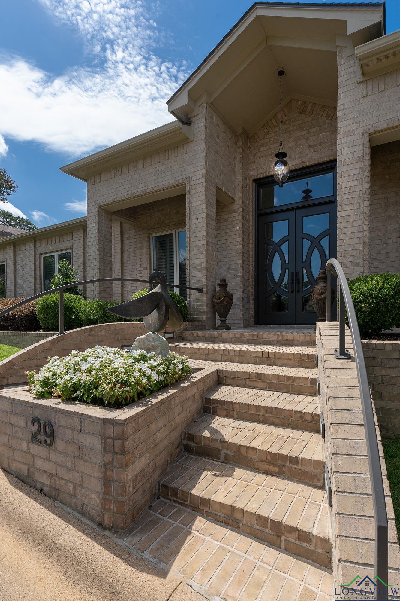 Property Photo: 29 Palisades Blvd TX 75605