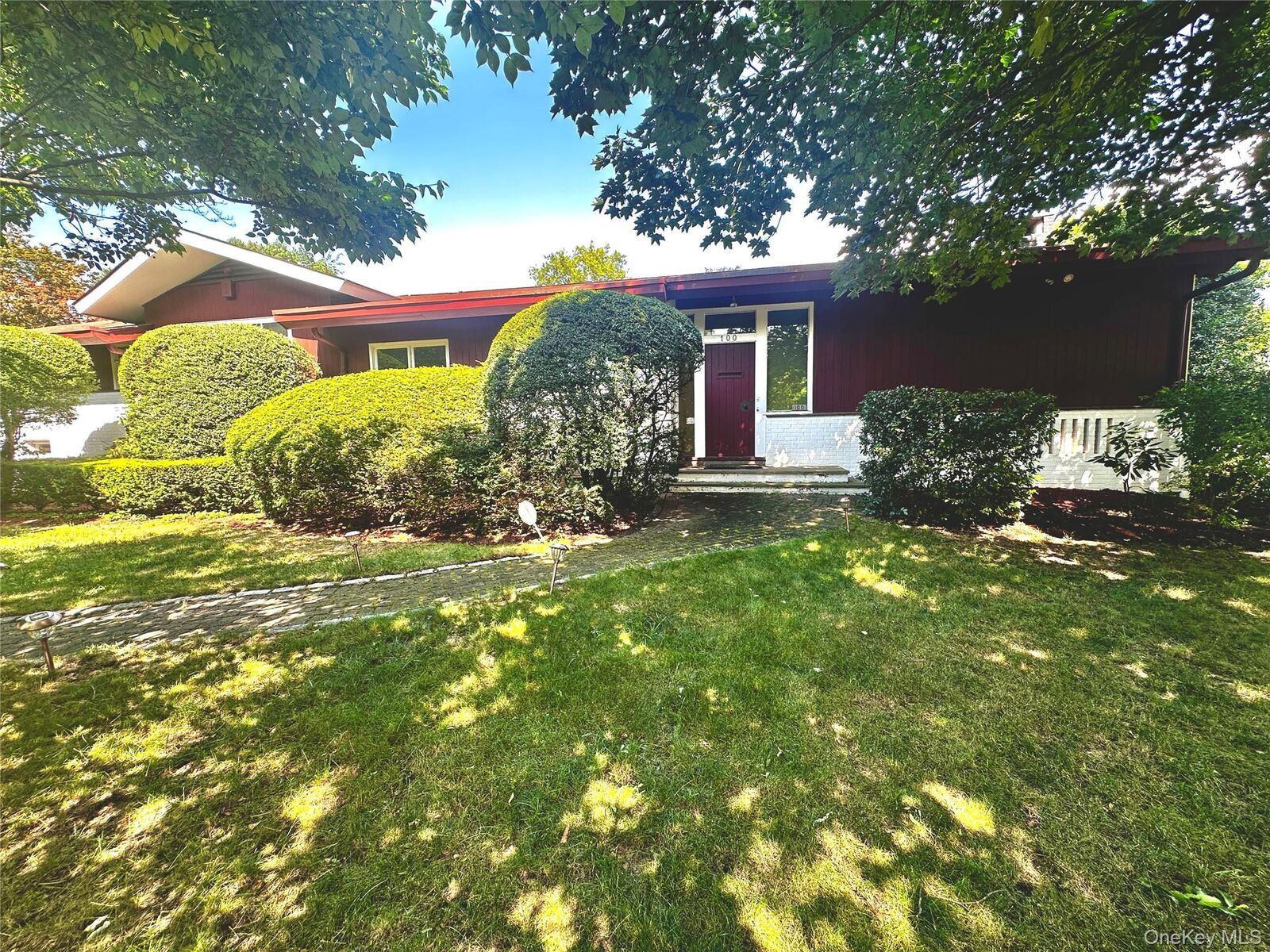 Property Photo:  100 Woodford Road  NY 10583 