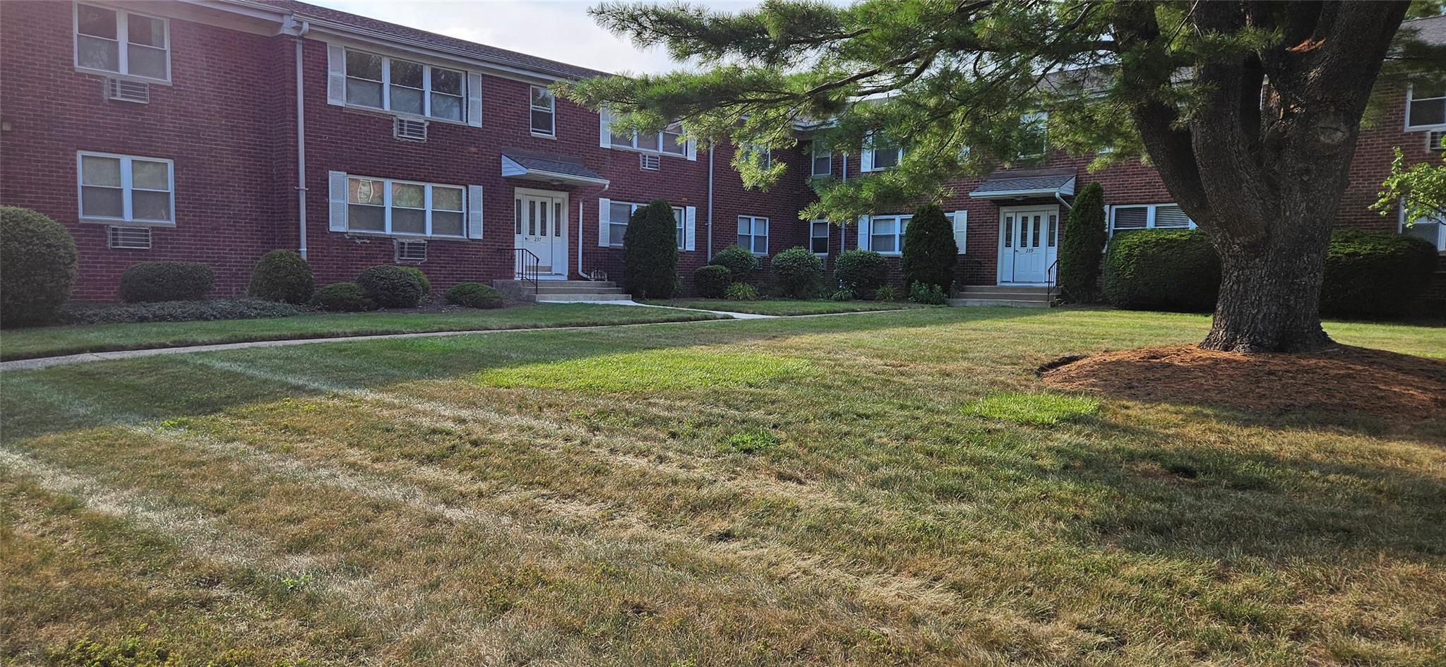 Property Photo: 237 N Middletown Road H NY 10965