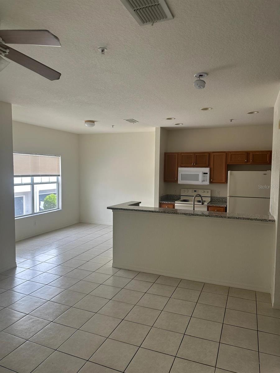 Property Photo: 2424 Grand Central Parkway 4 FL 32839