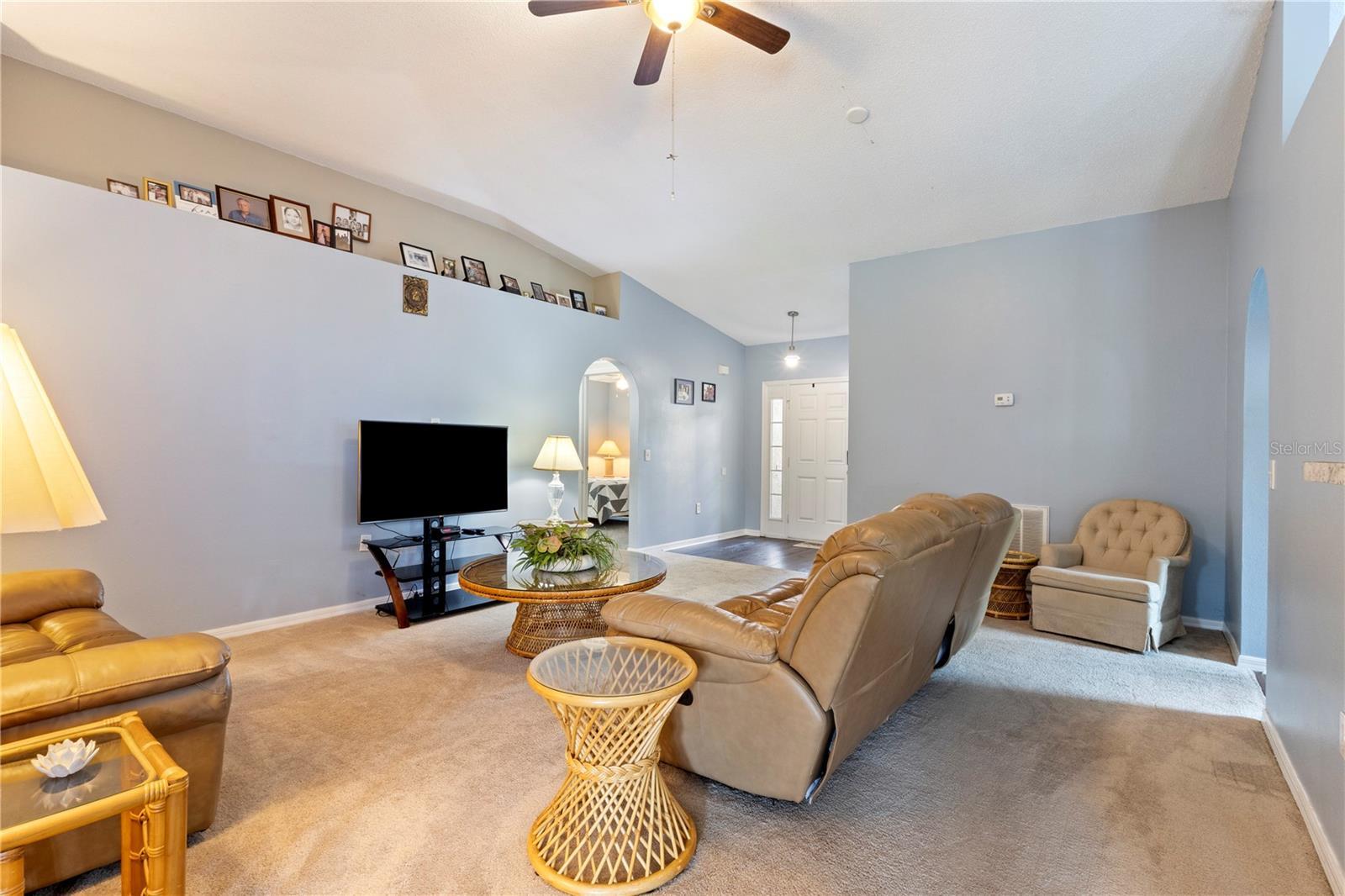 Property Photo: 7804 Country Chase Avenue FL 33810