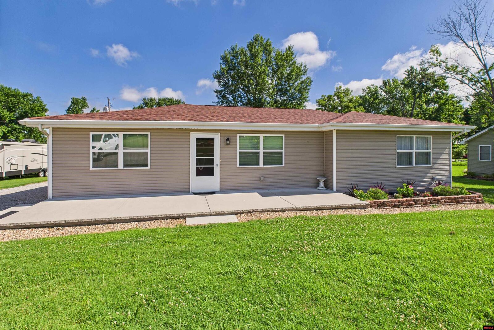 Property Photo: 620 Pine Street AR 72635