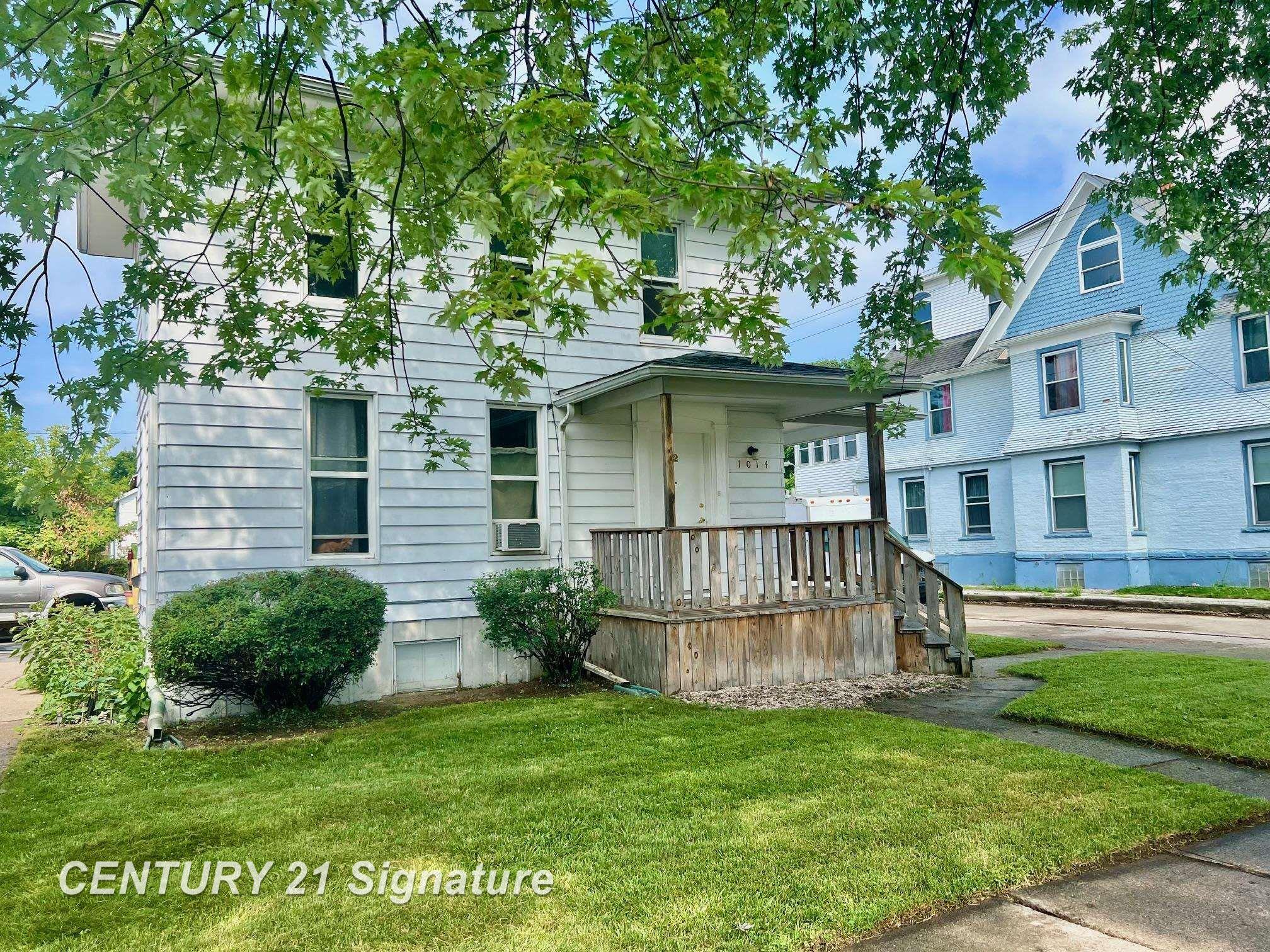 Property Photo: 1014 Hancock Street MI 48602