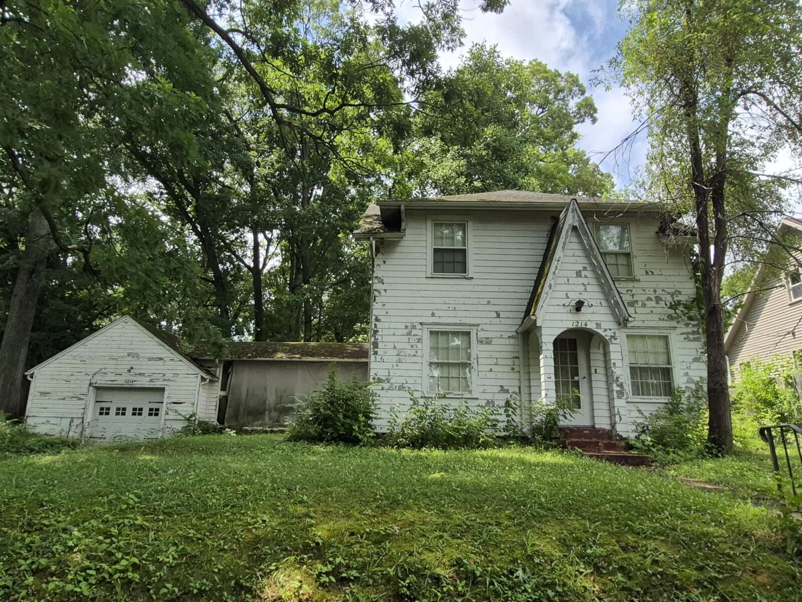 Property Photo: 1214 Mound Avenue MI 49203