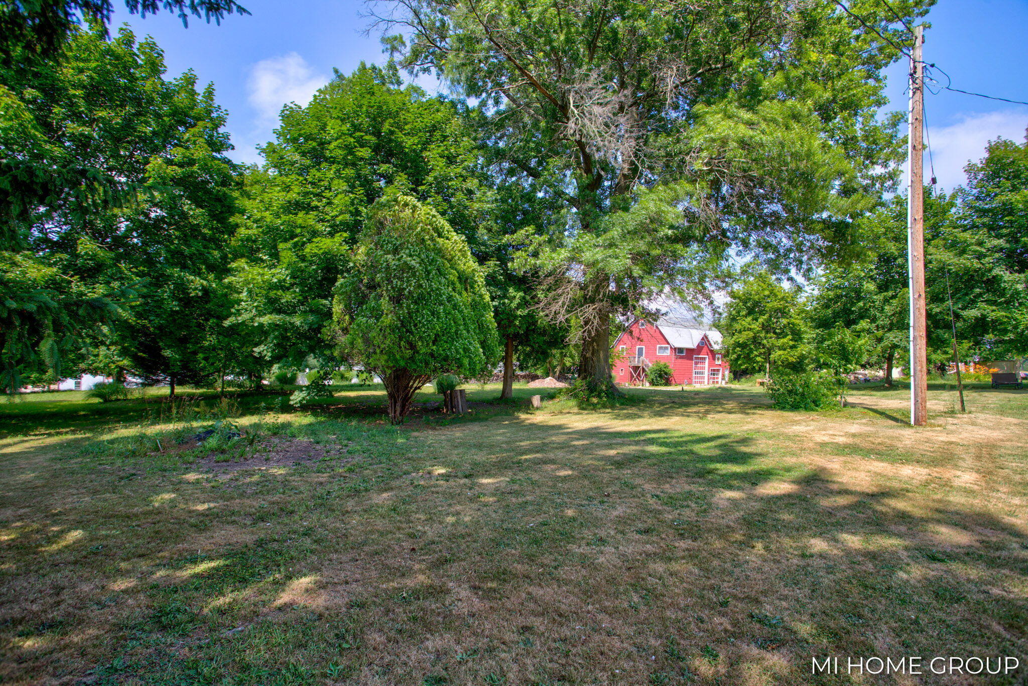 Property Photo: 715 E Main Street MI 49408