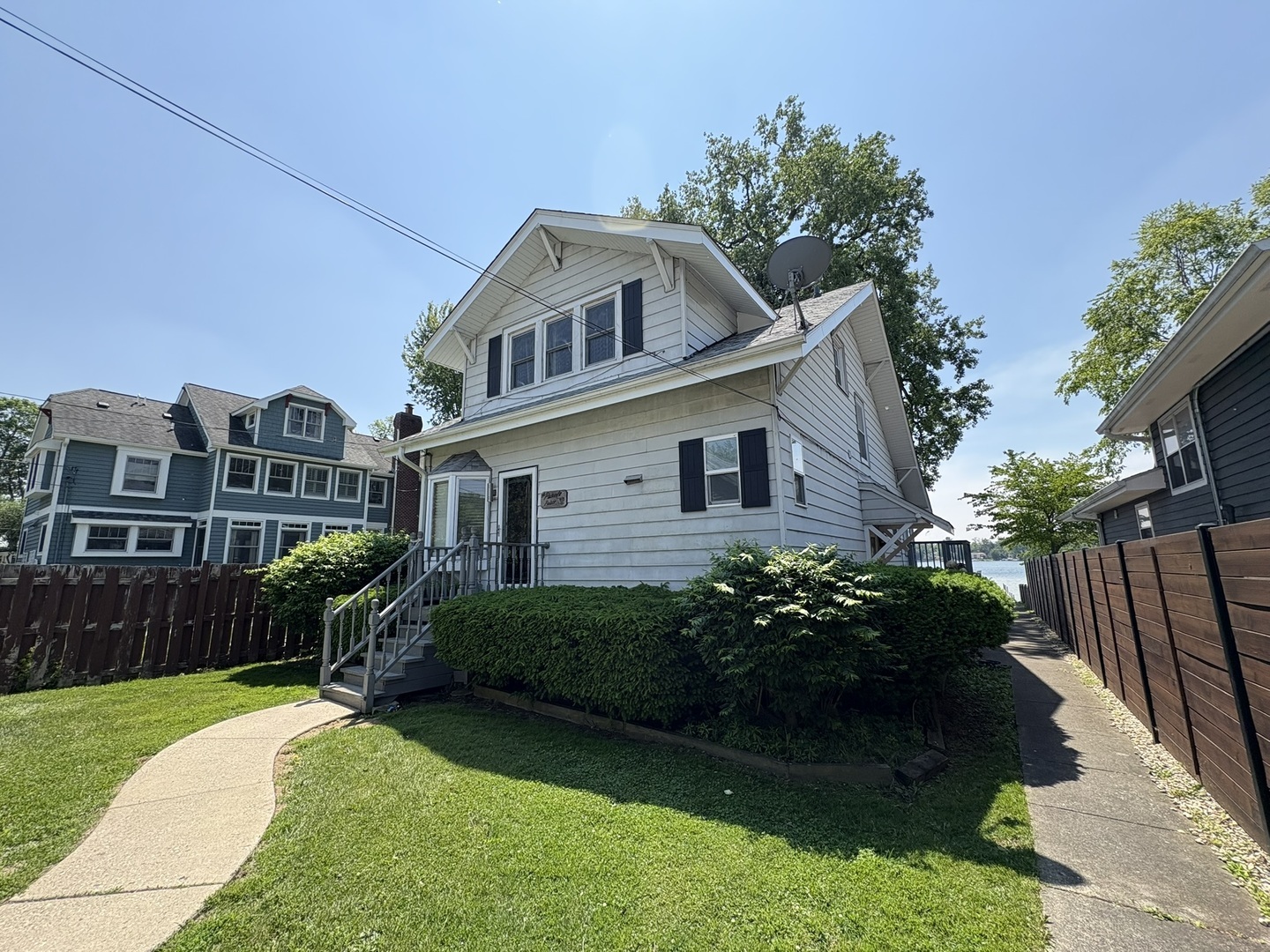 791 Oak Court  Crystal Lake IL 60014 photo