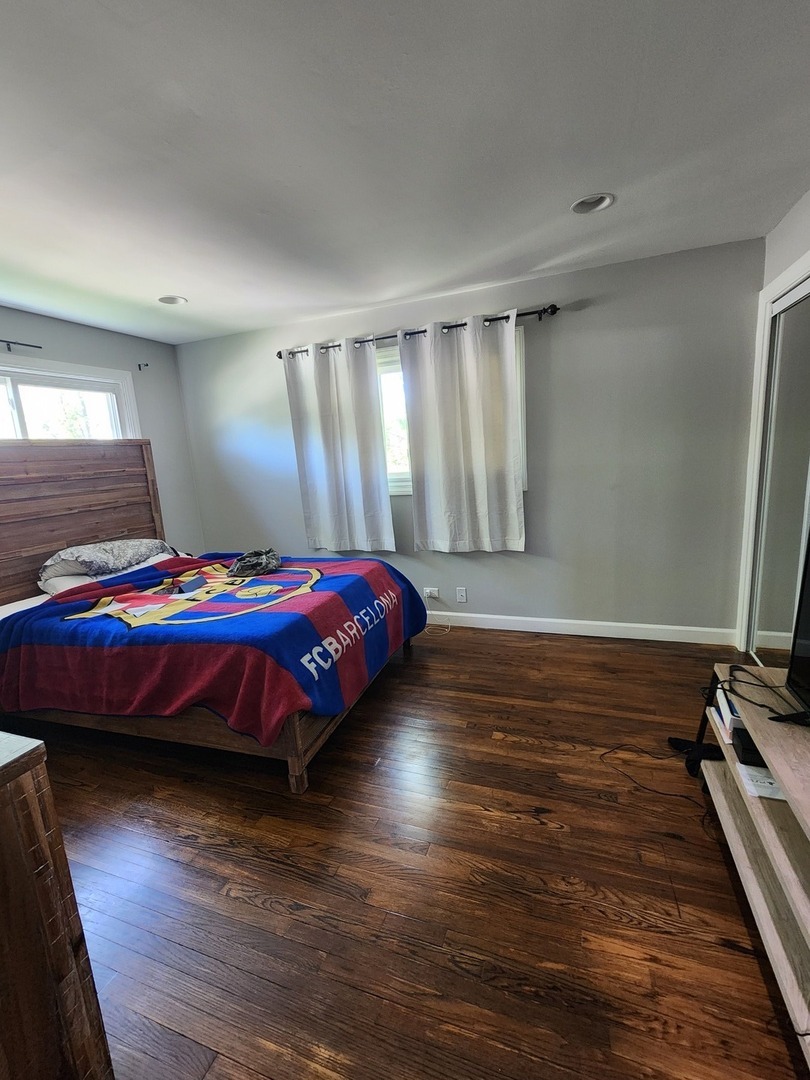 Property Photo: 1352 Glen Ellyn Road IL 60139