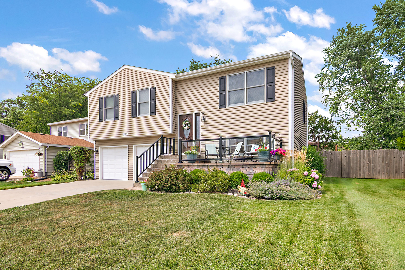 Property Photo:  20517 Acorn Ridge Drive S  IL 60423 