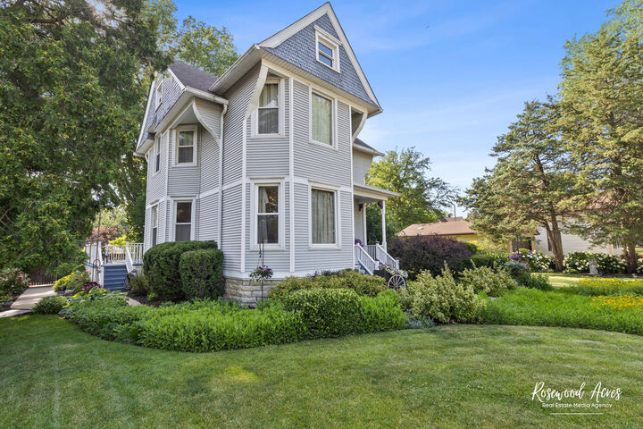 217 N Maple Street  Momence IL 60954 photo