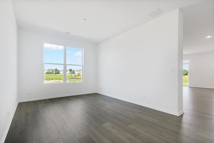Property Photo:  309 Dennis Lane  IL 60543 