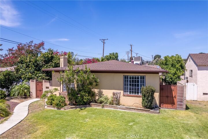 Property Photo: 11103 Rincon Drive CA 90606