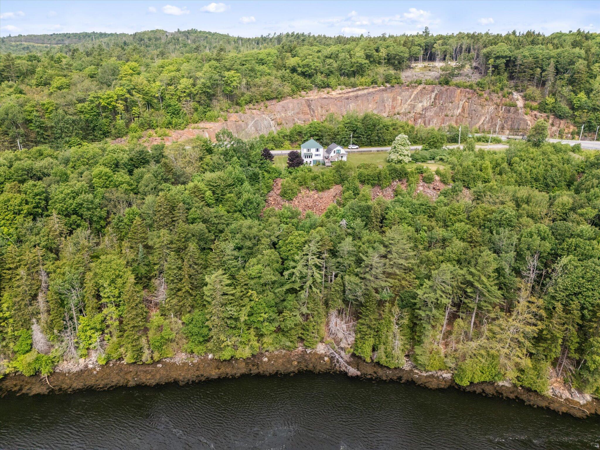 Property Photo: 1407 US Highway 1 ME 04981