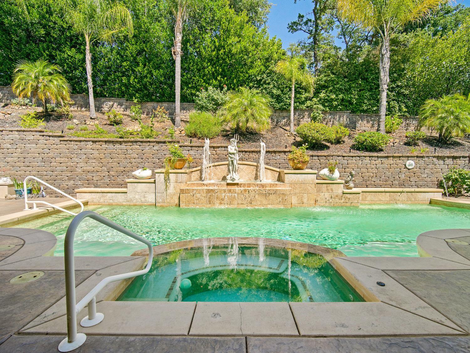 Property Photo: 1410 Crocker Drive CA 95762