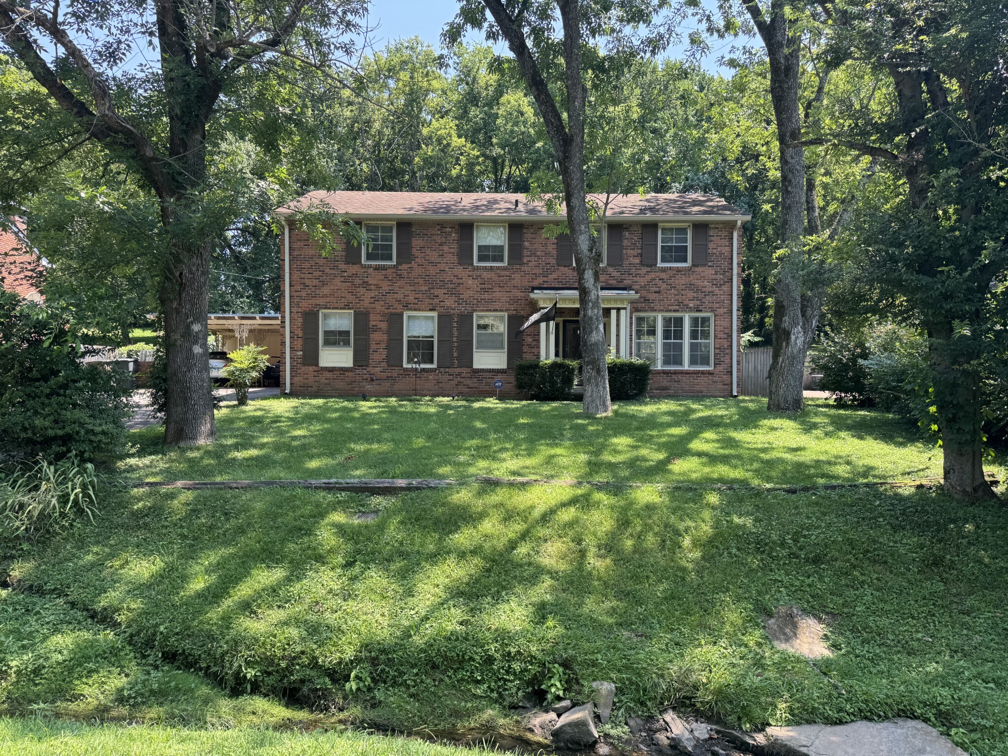 Property Photo: 4838 Briarwood Dr TN 37211