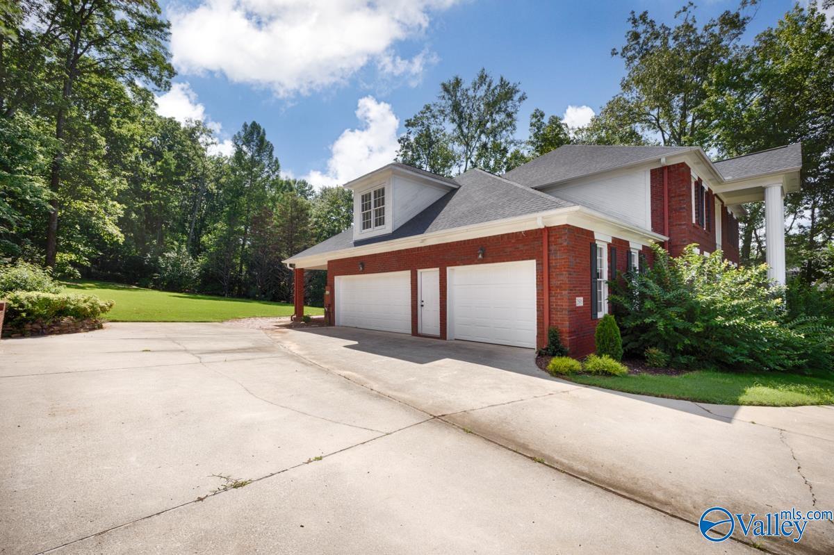 Property Photo:  2898 Hampton Cove Way SE  AL 35763 