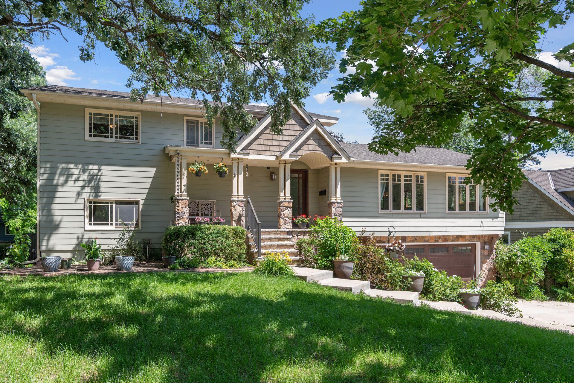 Property Photo:  4011 Grimes Avenue S  MN 55416 