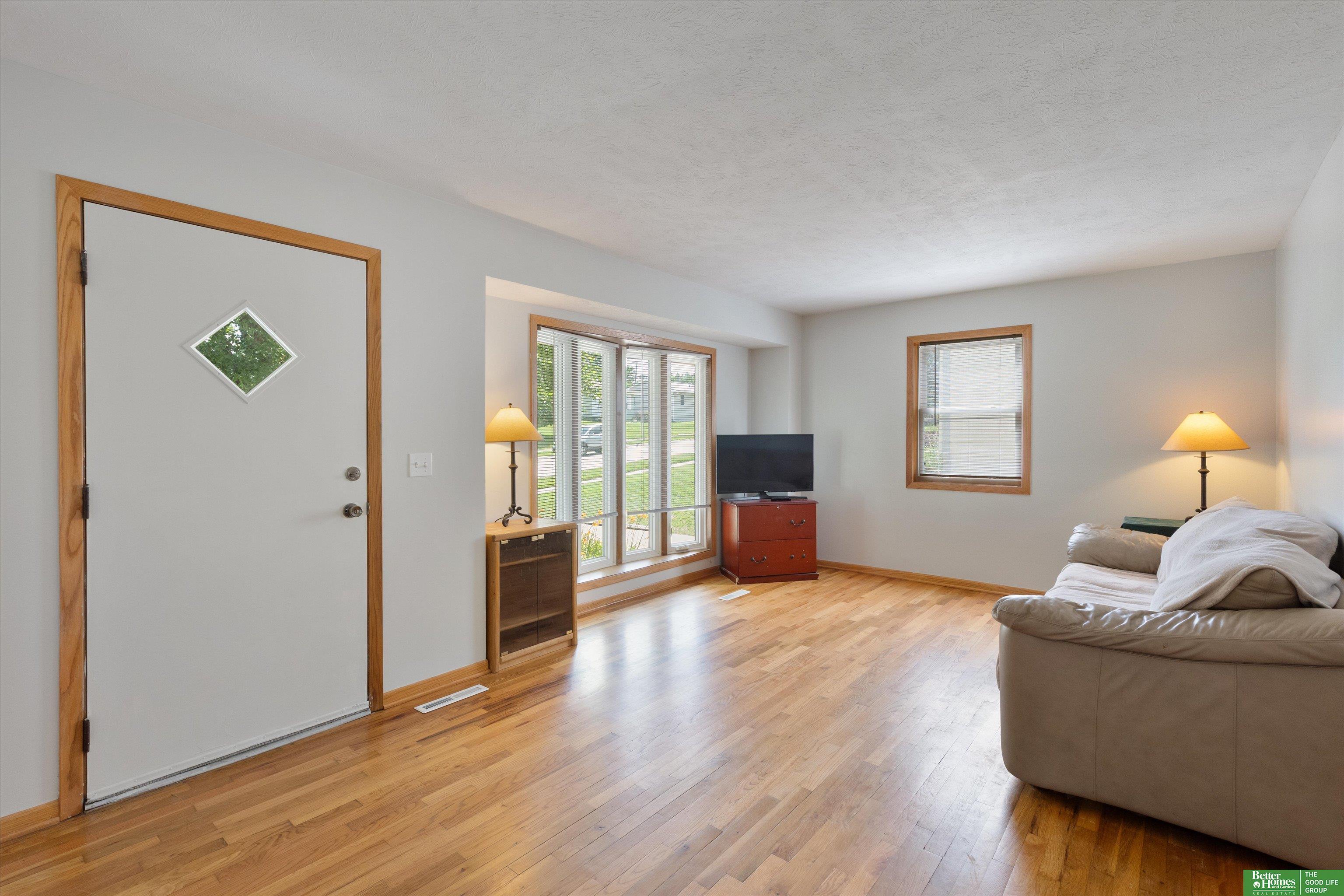 12328 C Street  Omaha NE 68144 photo