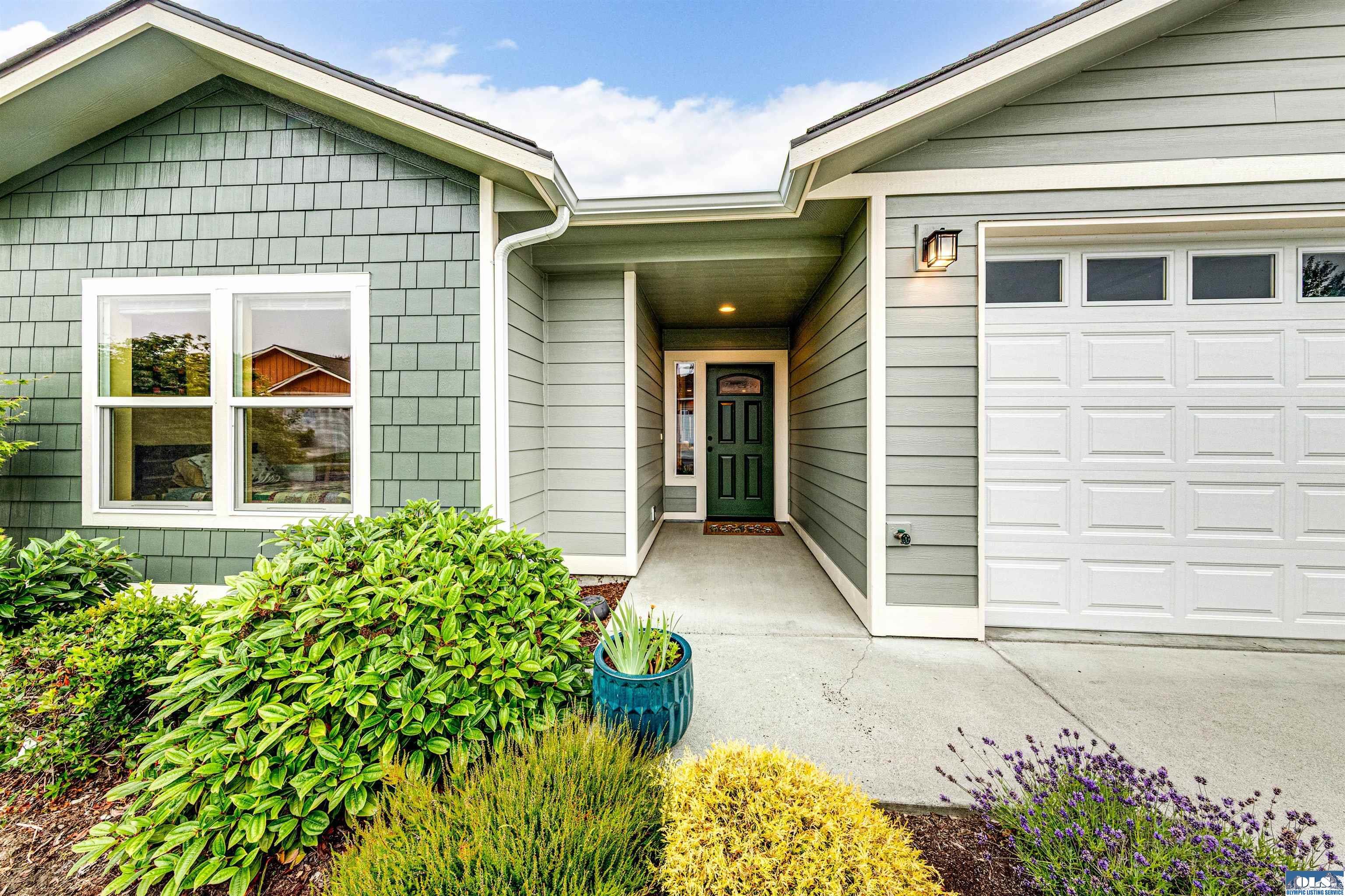 Property Photo: 31 Nimbus Lane WA 98382