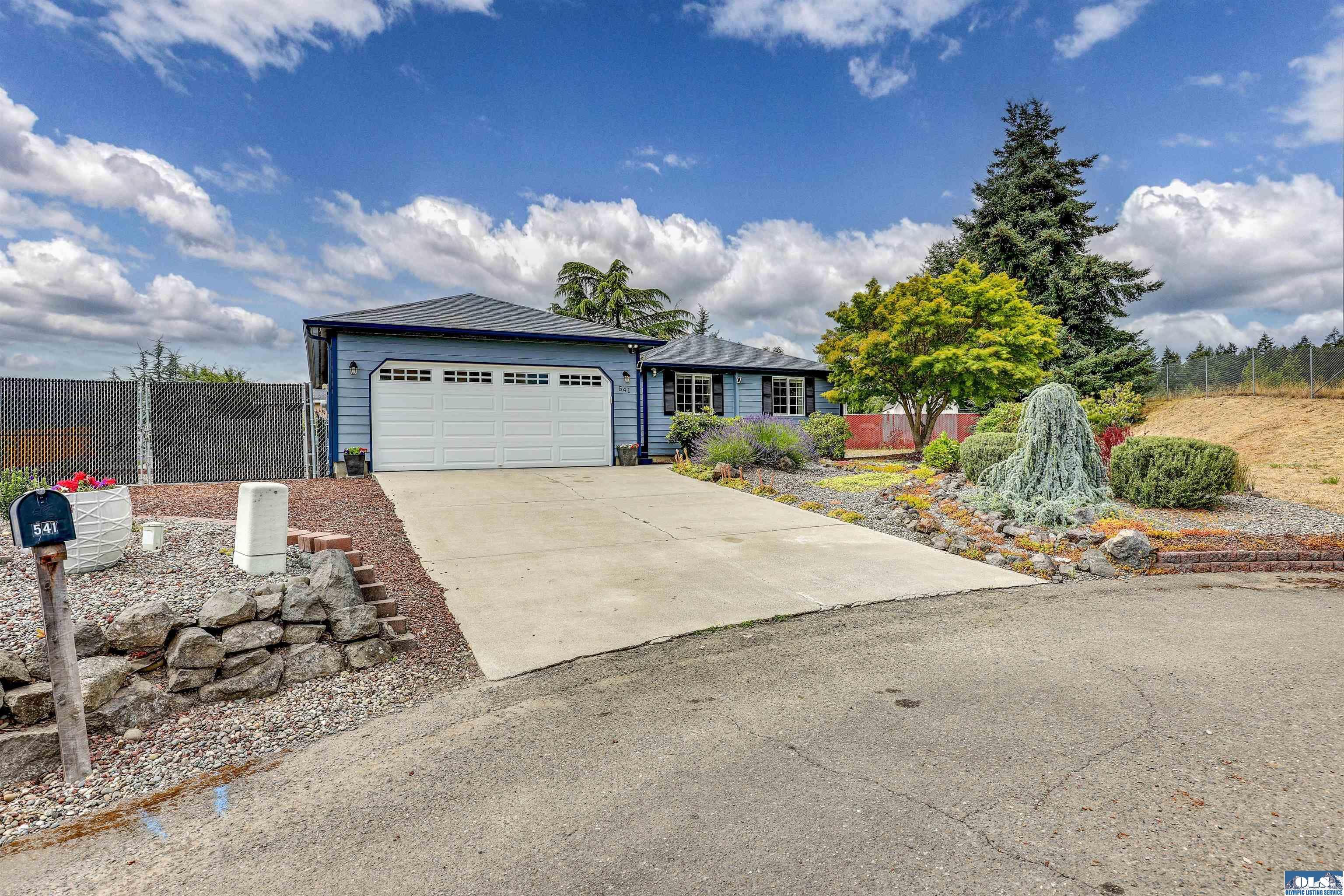 Property Photo: 541 Salal WA 98382