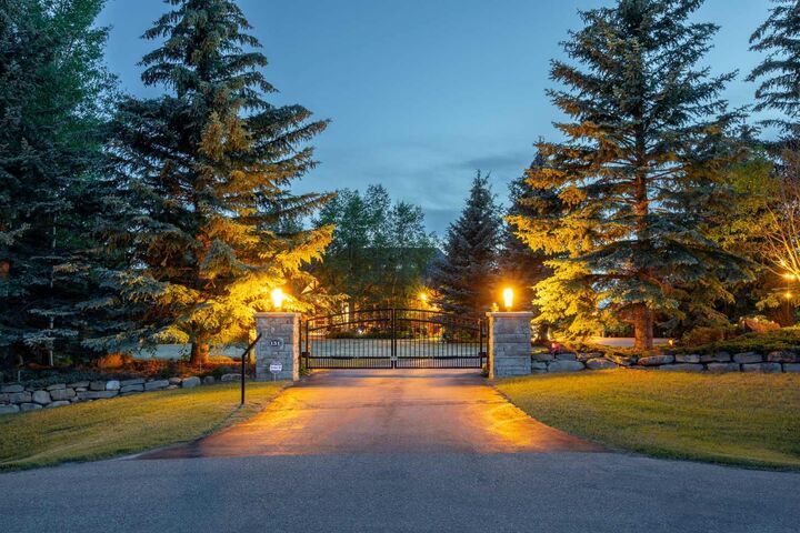 Photo de la propriété:  131 Solace Ridge Place  AB T3Z 3M9