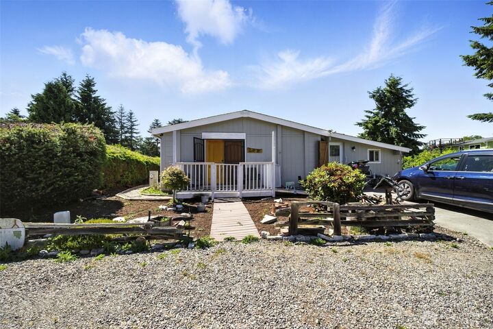 451  Serpentine Avenue  Sequim WA 98382 photo