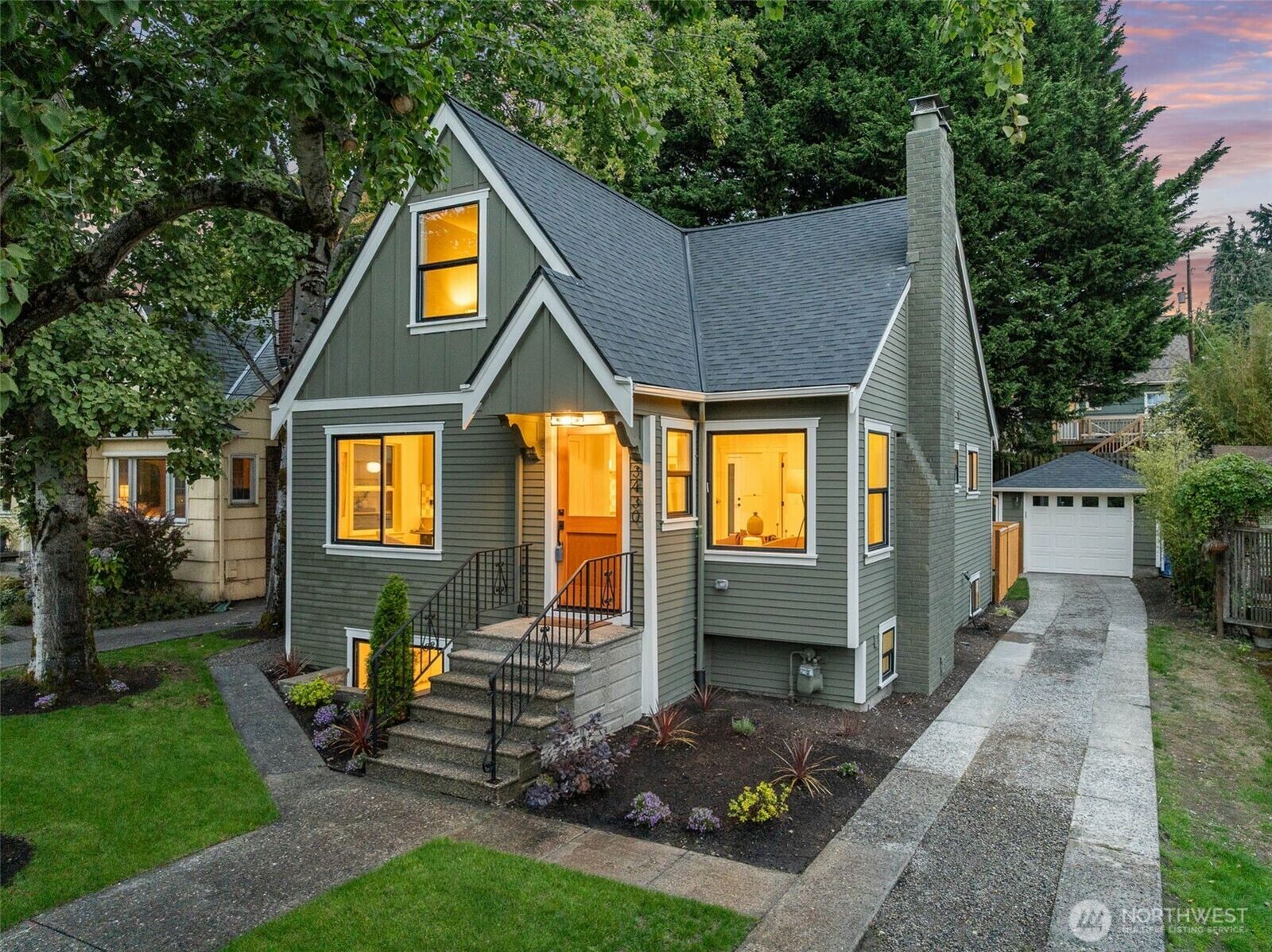 Property Photo:  3430  42nd Avenue SW  WA 98116 