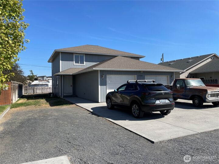1705 W Bemis Street  Moses Lake WA 98837 photo