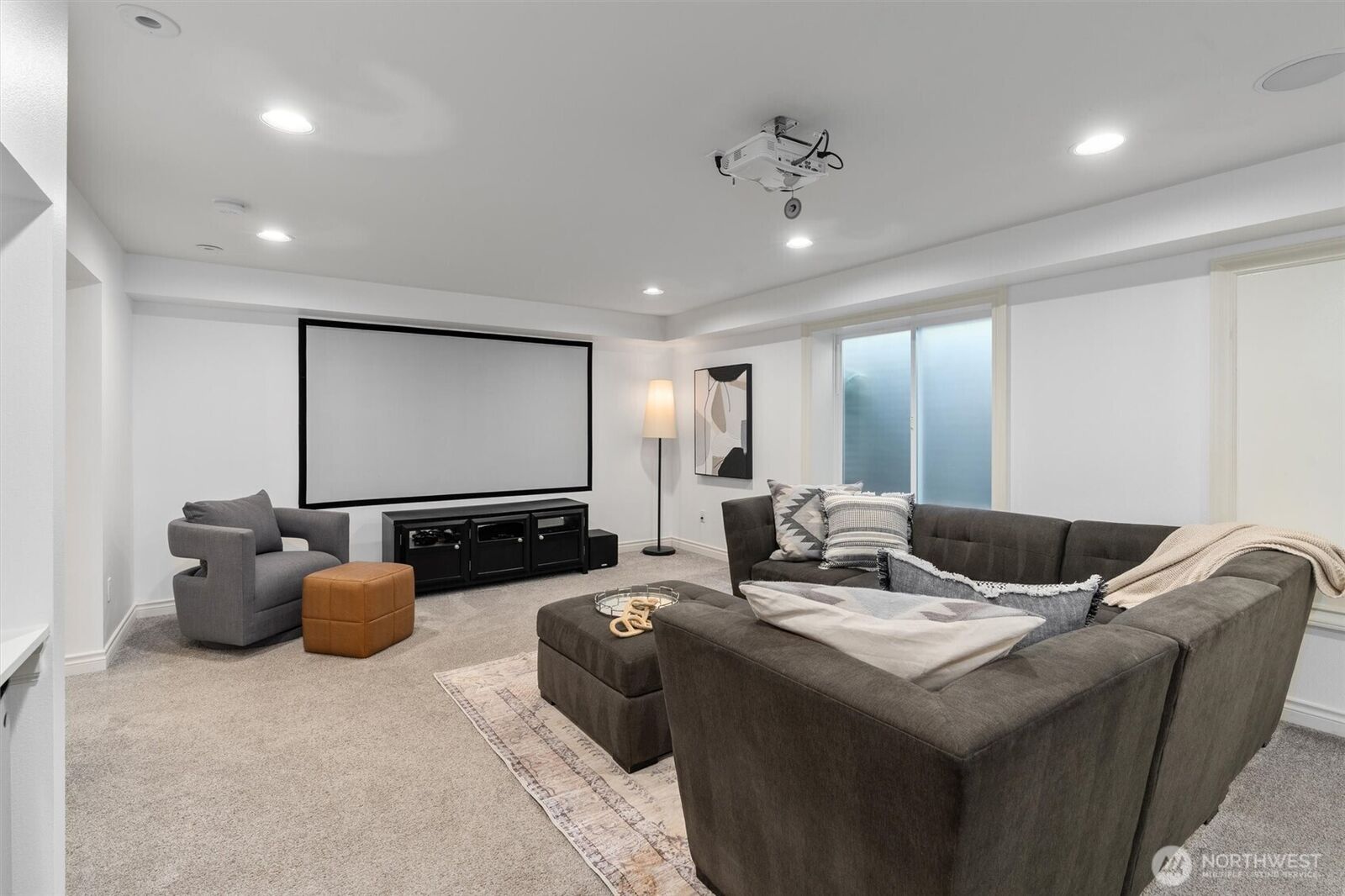 Property Photo: 1416 2nd Street WA 98033