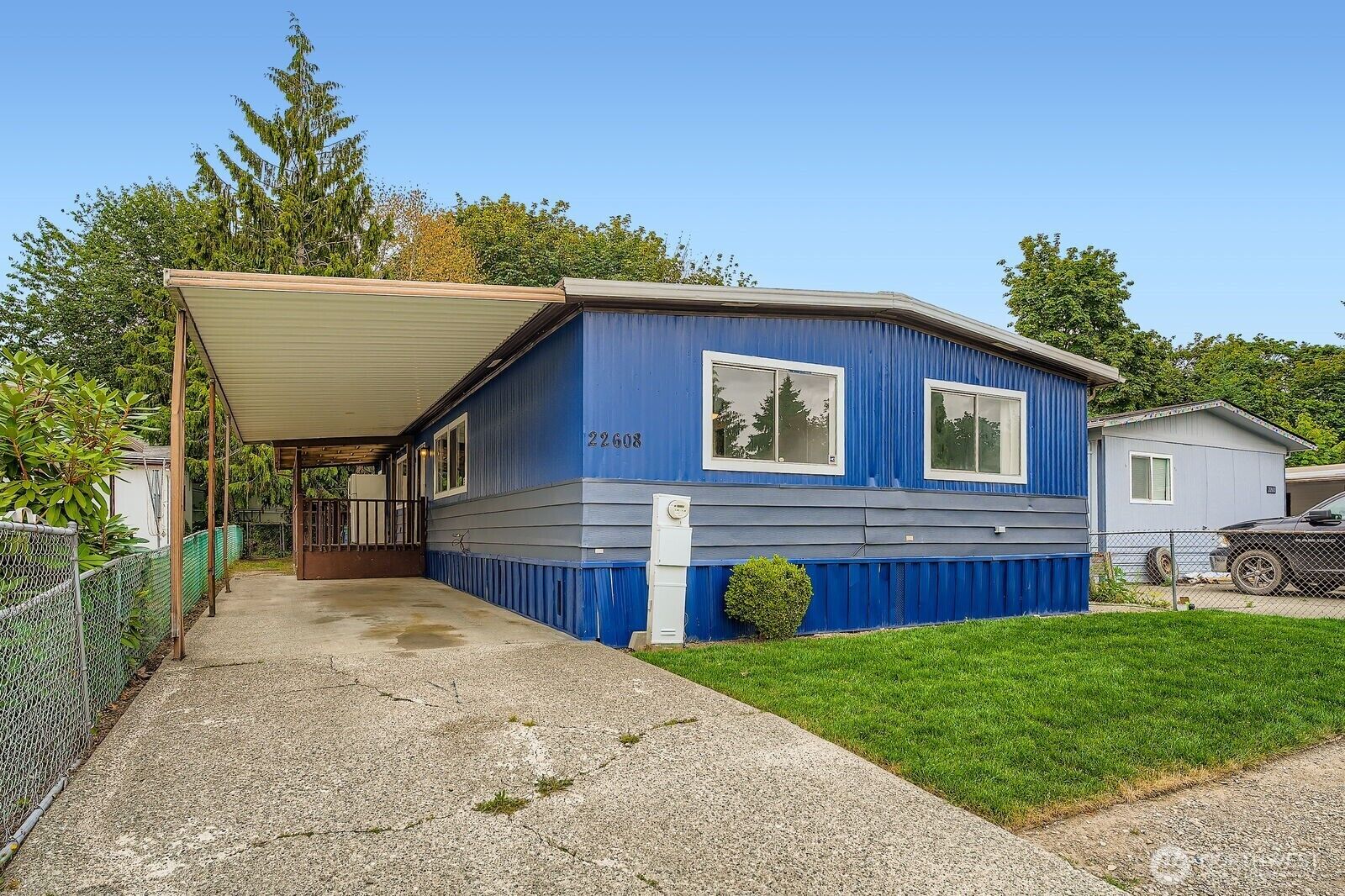 Property Photo: 22608 112th Avenue SE WA 98031