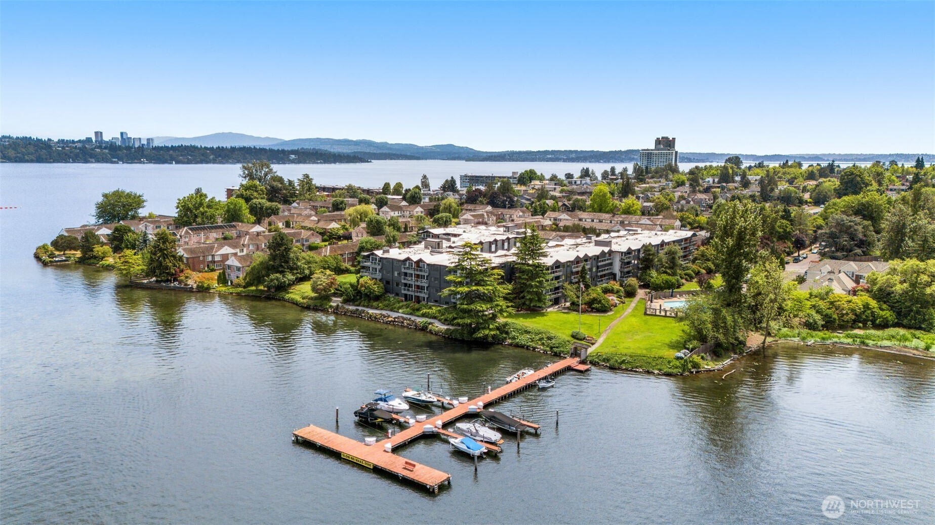 Property Photo: 2501 Canterbury Lane 119 WA 98112