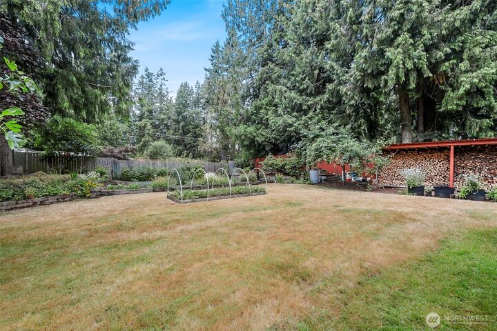 Property Photo: 40 Jonathan Place WA 98339