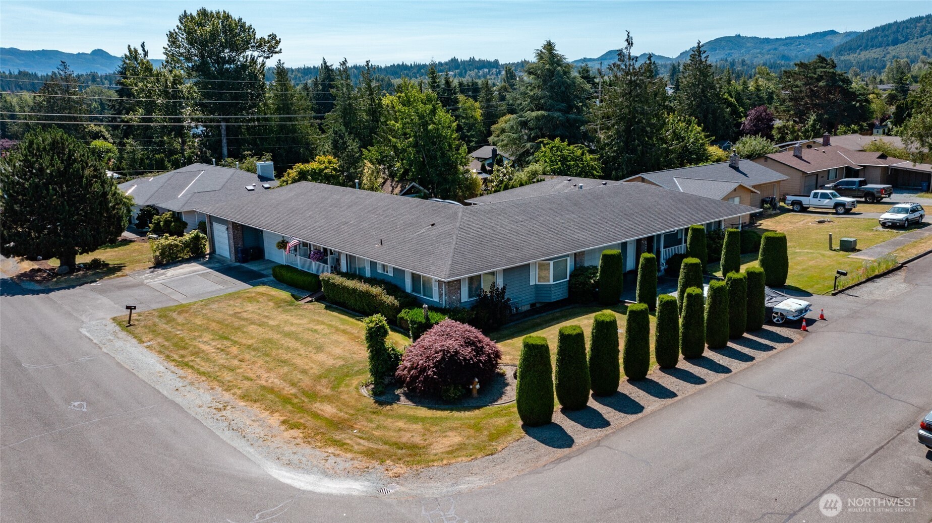 Property Photo:  1710 E Highland Avenue  WA 98273 