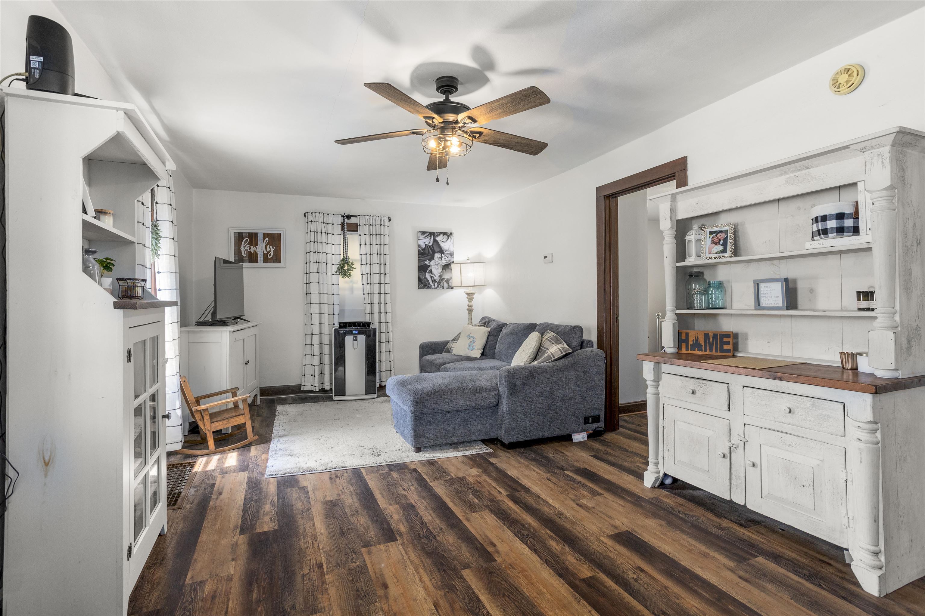 Property Photo: 1336 E Amelia Street WI 54911