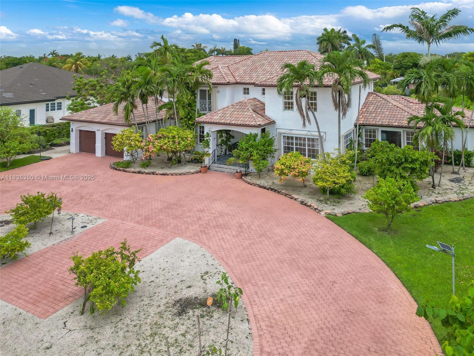 Property Photo: 10201 SW 62nd St FL 33173