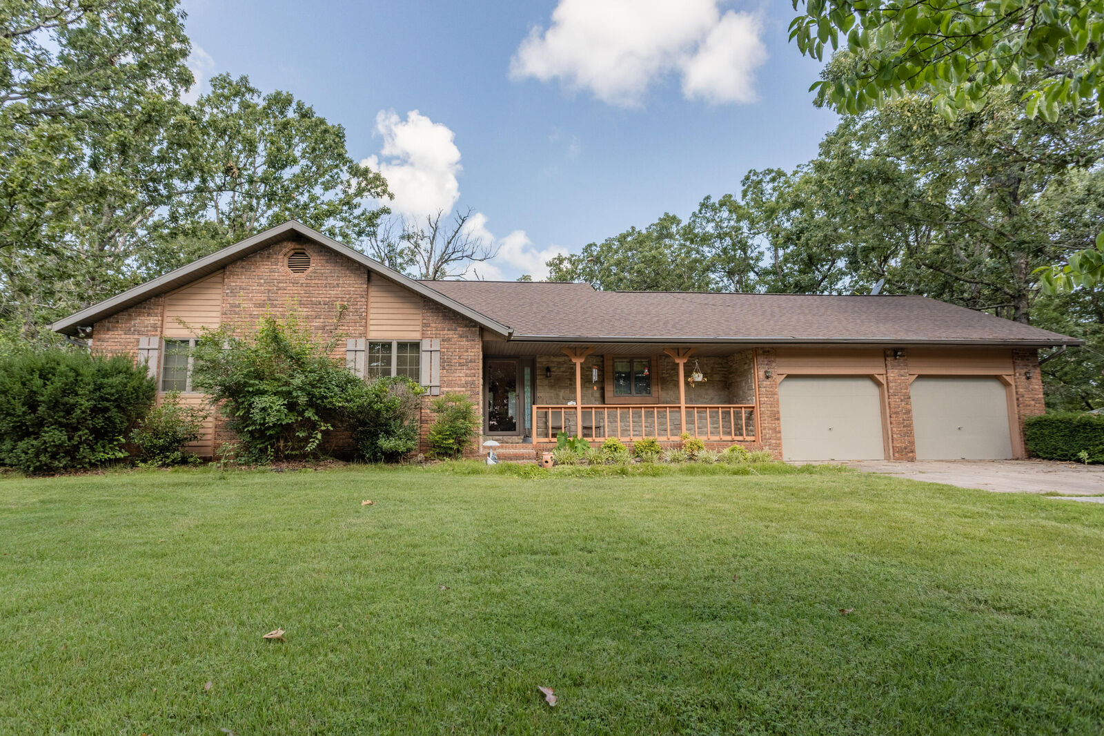 Property Photo: 6337 S Farm Road 31 MO 65610