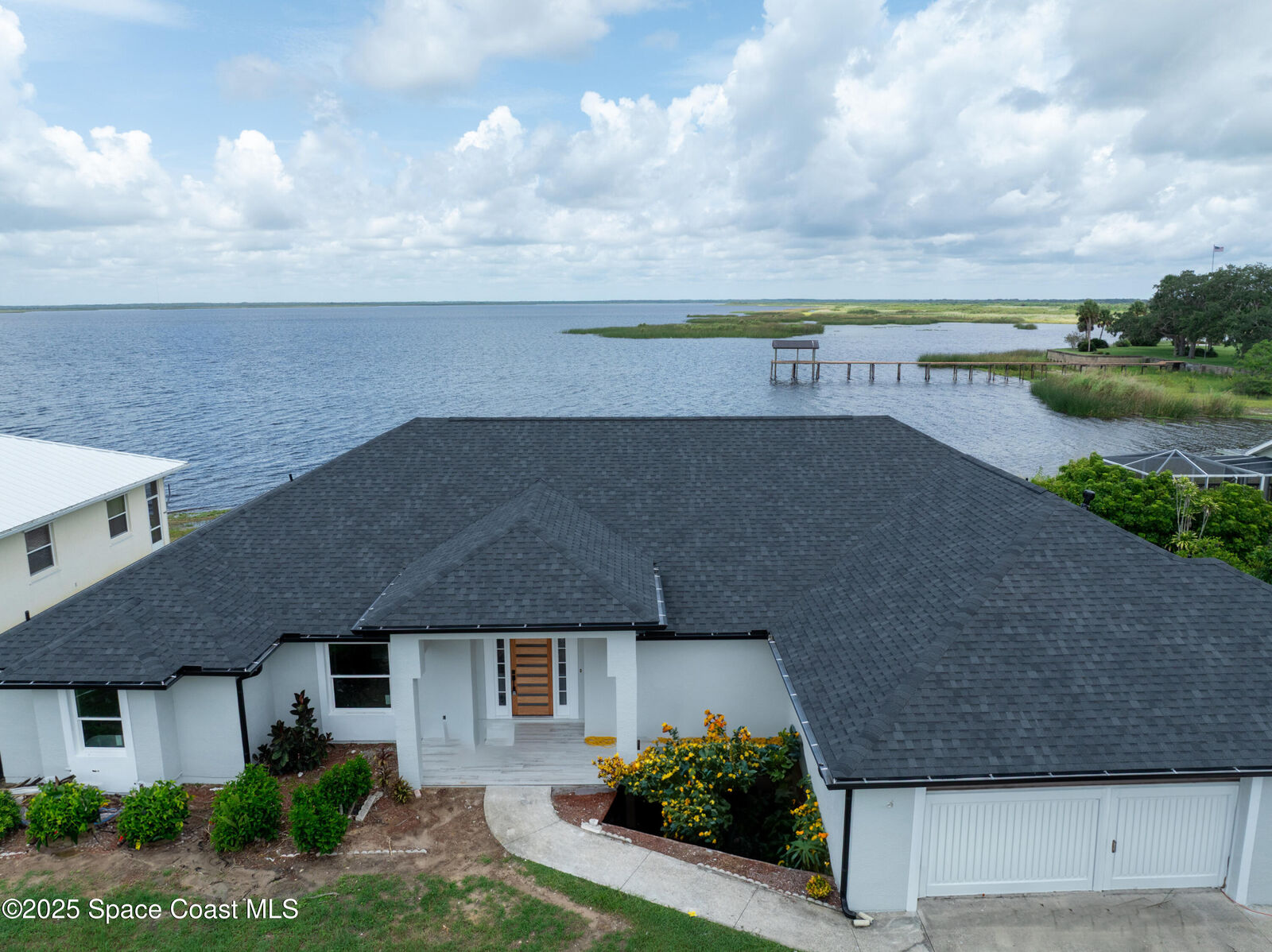 Property Photo: 855 Cliftons Cove Court FL 32926