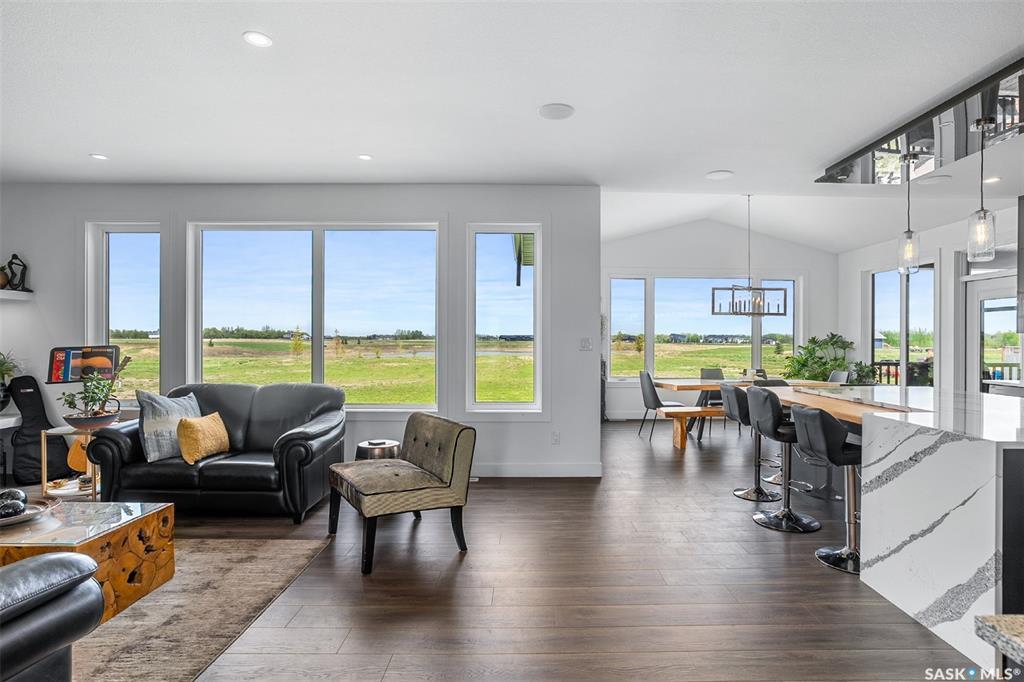 Property Photo:  172 Grandview Trail  SK S7T 0W5 